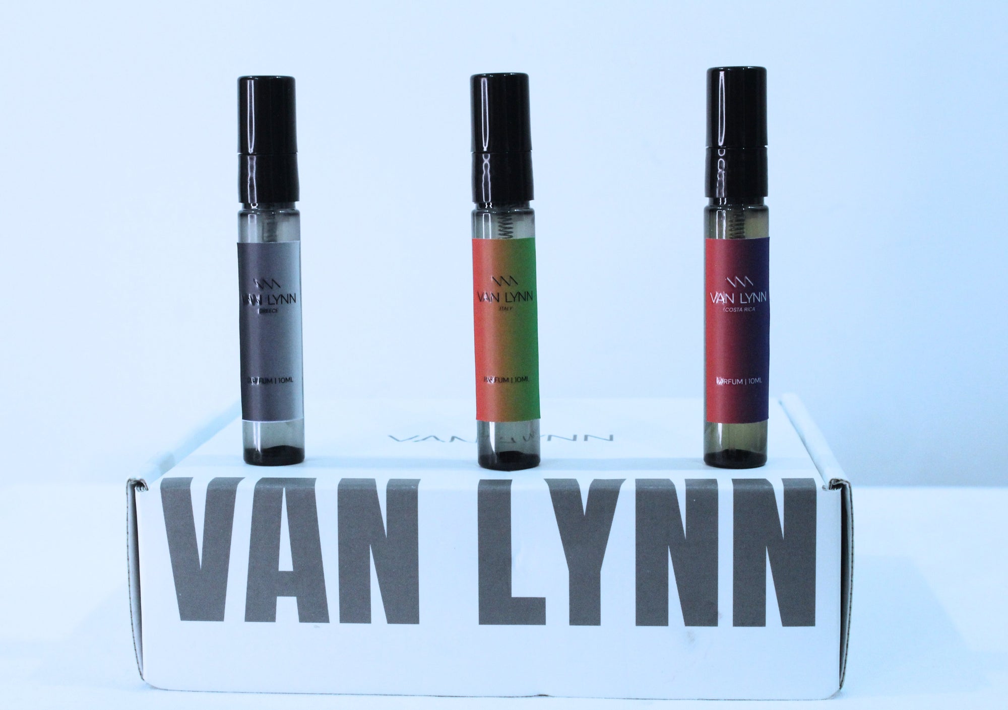 Men's Fragrance Sampler - Set of 4 × 10ml.